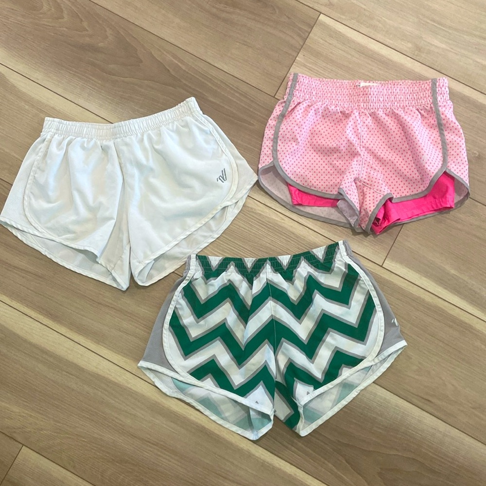 Varsity youth medium shorts
